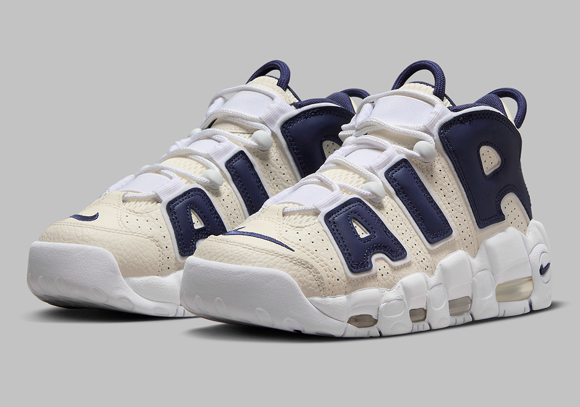 Nike Air More Uptempo: Phối màu mới đầy sáng tạo - 1