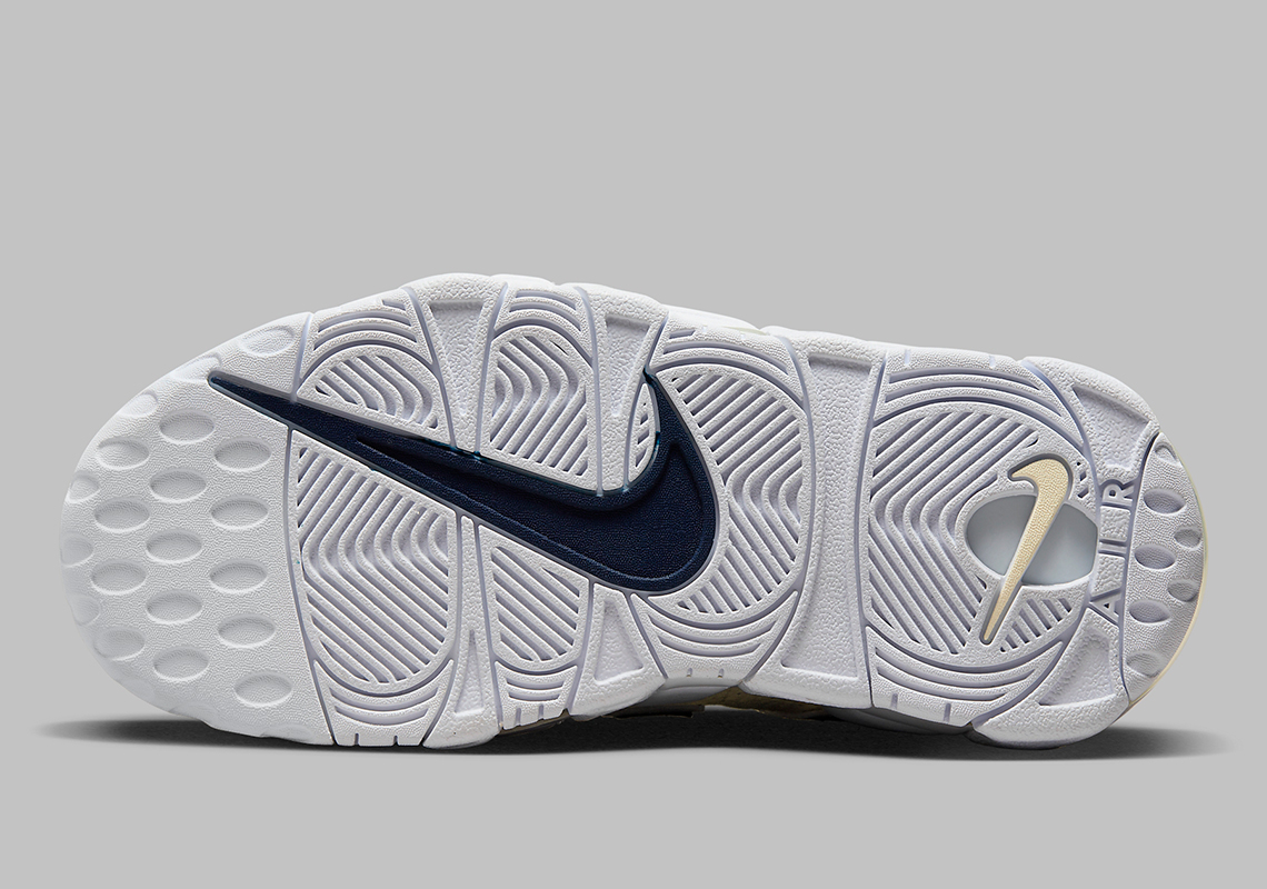 Nike Air More Uptempo: Phối màu mới đầy sáng tạo - 6