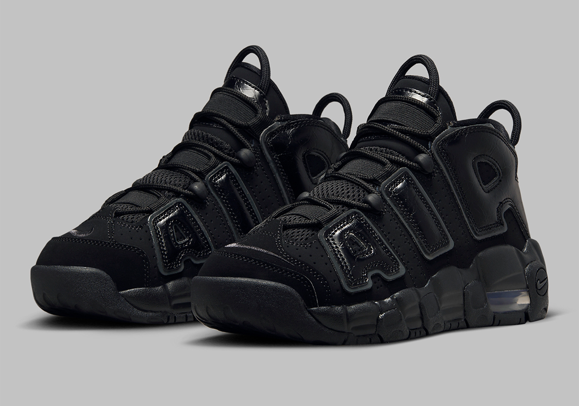 Nike Air More Uptempo Triple-Black phiên bản thiếu niên: Phong cách tối giản đầy mê hoặc dành riêng cho học sinh! - 1