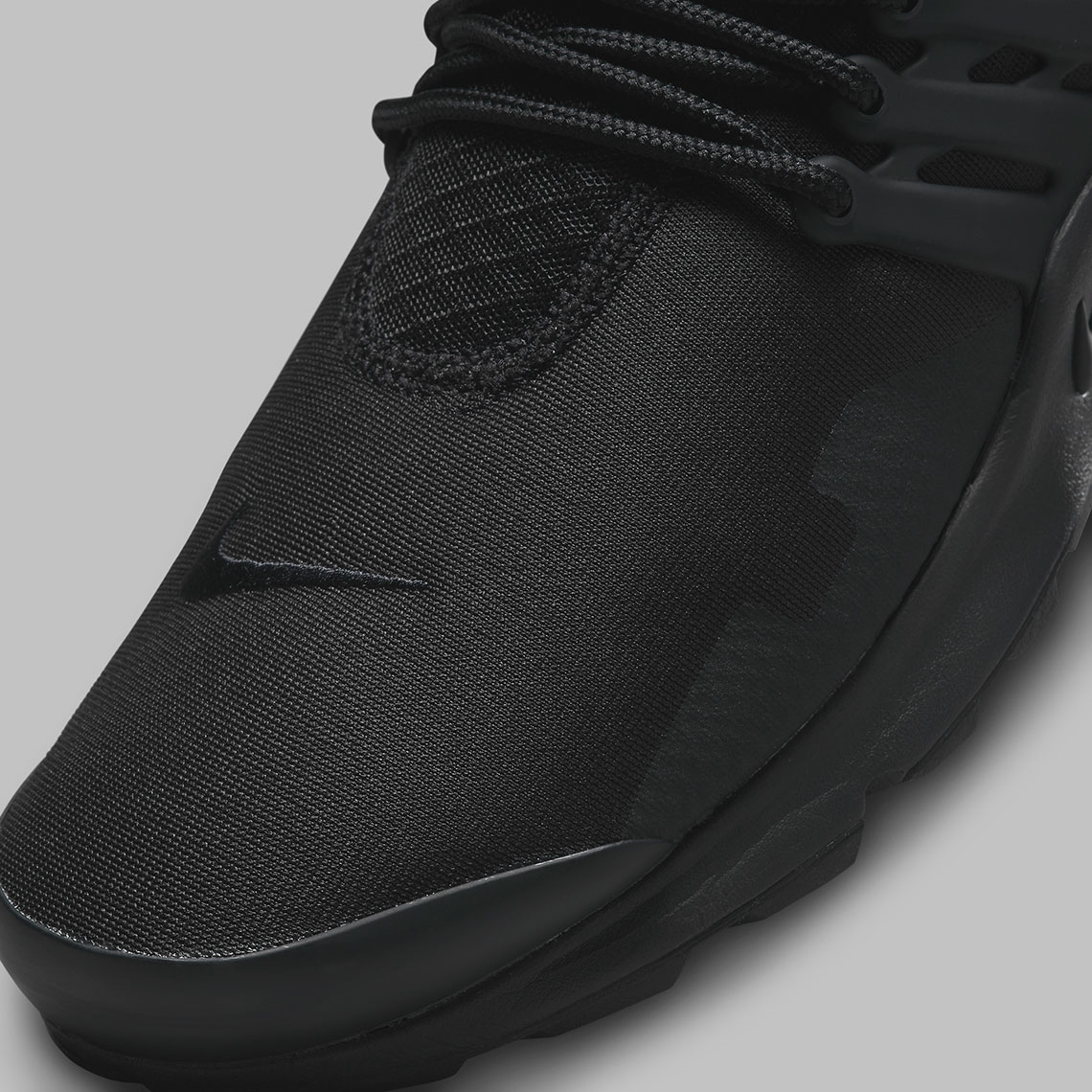 Nike Air Presto Mid Utility có màu Triple Black - 8
