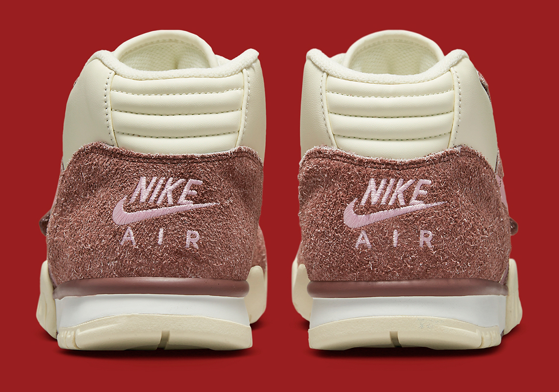 Nike Air Trainer 1  Valentine là một bức thư tình tinh tế cho Air Max 90 Bacon - 5