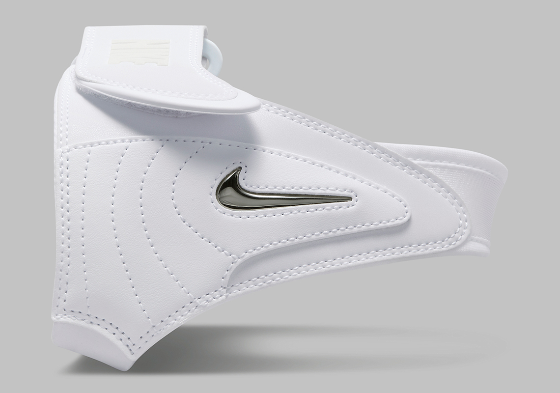 Nike biến hóa Air Adjust Force thành dép quai mở - 17