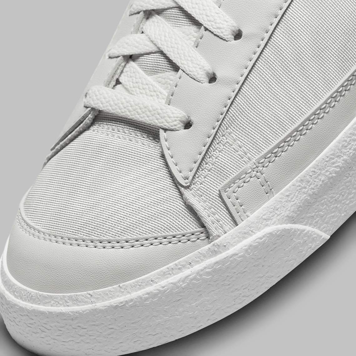 Nike Blazer Low '77 Grey/Black: Phiên bản mới tinh tế cho mùa hè - 7