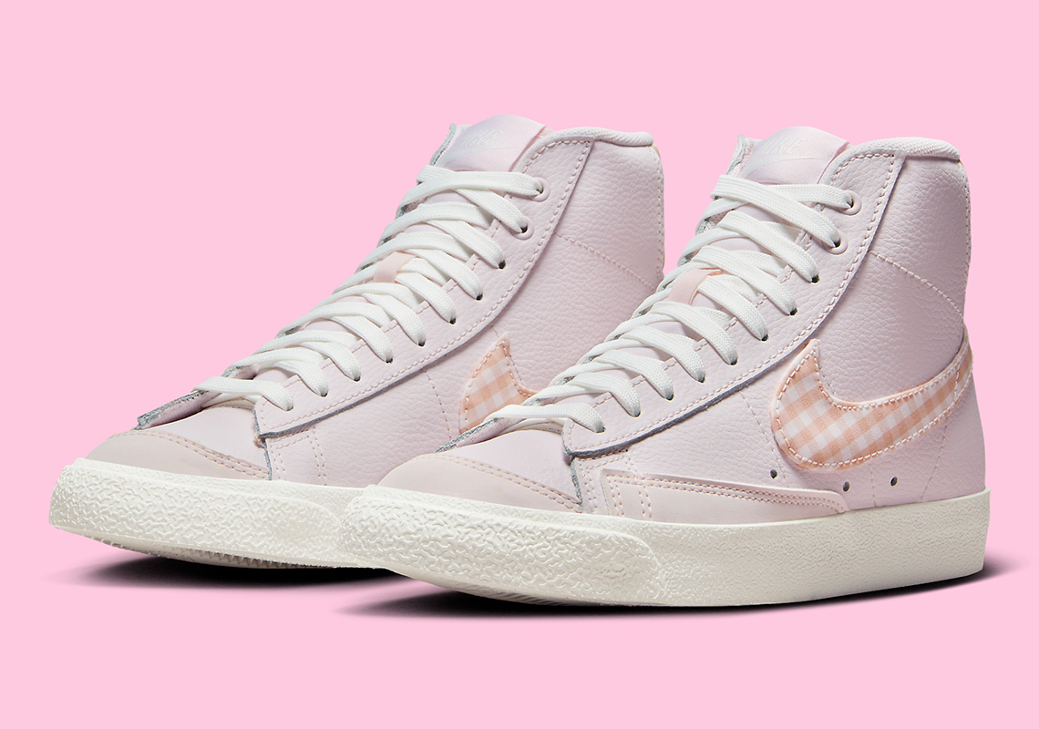 Nike Blazer Mid '77 Barbie Pink Plaid: Phong cách nữ tính, lãng mạn cho mùa hè! - 2