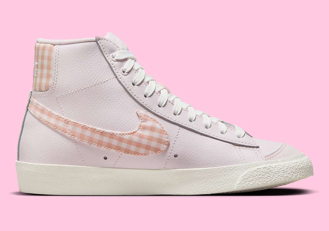 Nike Blazer Mid '77 Barbie Pink Plaid: Phong cách nữ tính, lãng mạn cho mùa hè! - 4