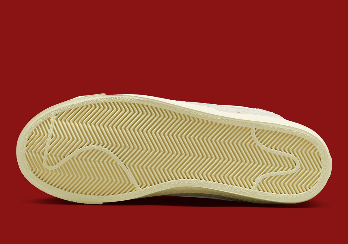 Nike Blazer Mid '77 mở rộng bảng màu trung tính của nó với phiên bản da lộn xương nhẹ - 4