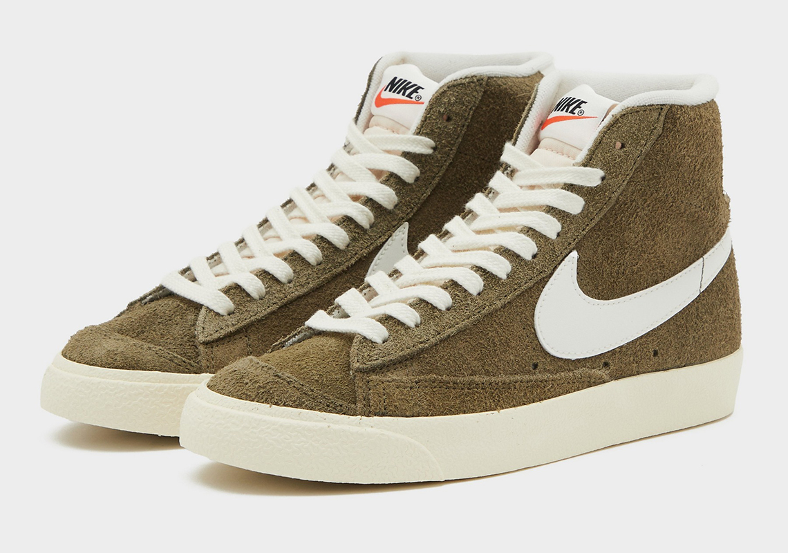 Nike Blazer Mid '77 - Phiên bản mùa thu với thiết kế thú vị! - 1