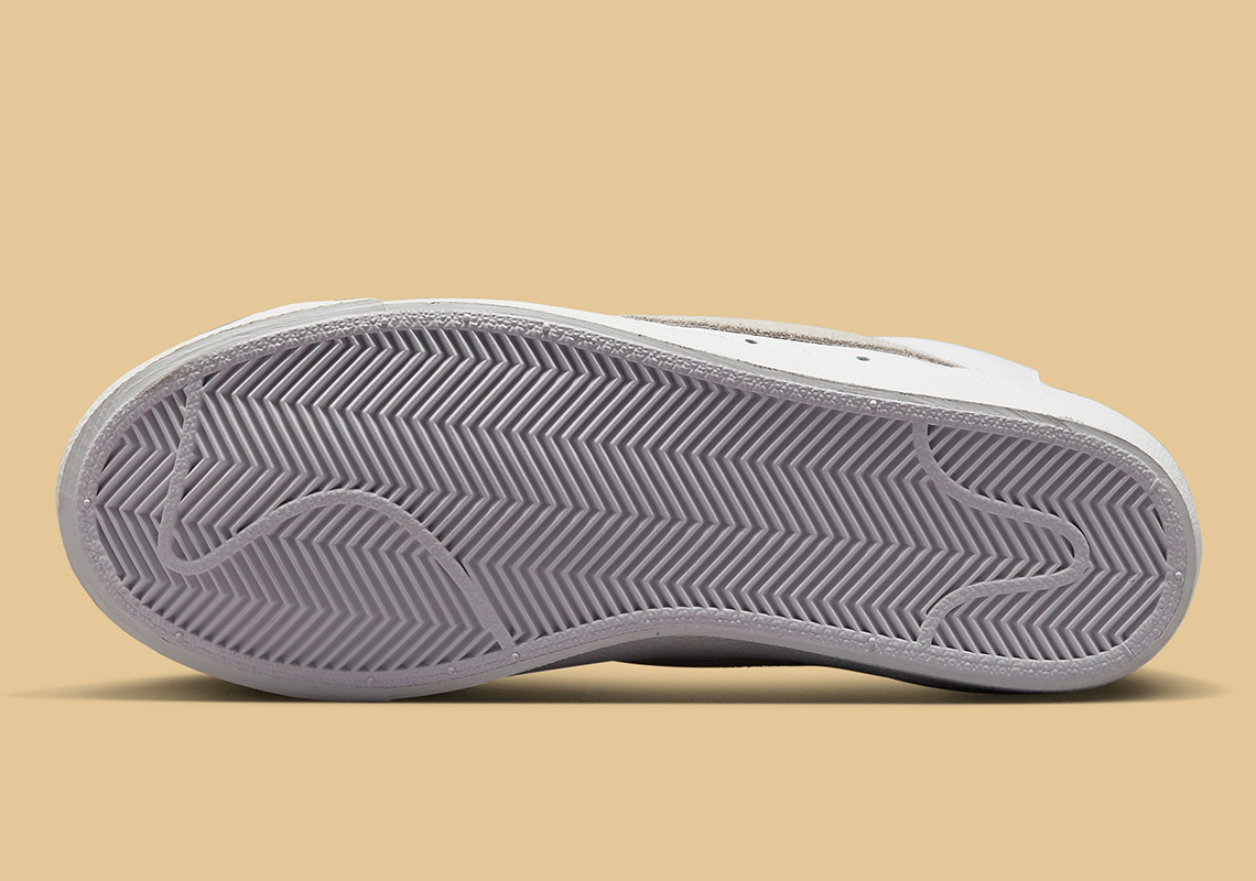 Nike Blazer Mid Bling với phụ kiện màu gold - 7