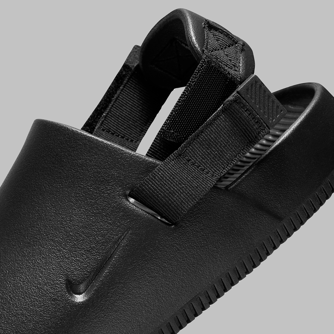 Nike Calm Mule Triple Black: Đôi Dép Thả Với Phong Cách Độc Đáo! - 9