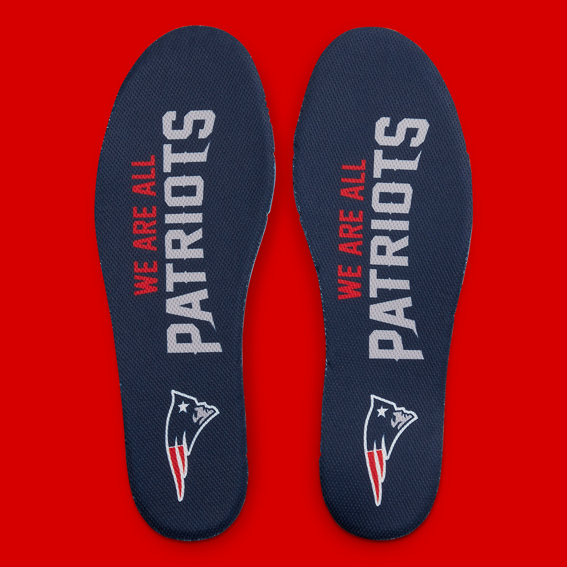 Nike chế tạo một Air Force 1 Flyknit khác cho New England Patriots - 8