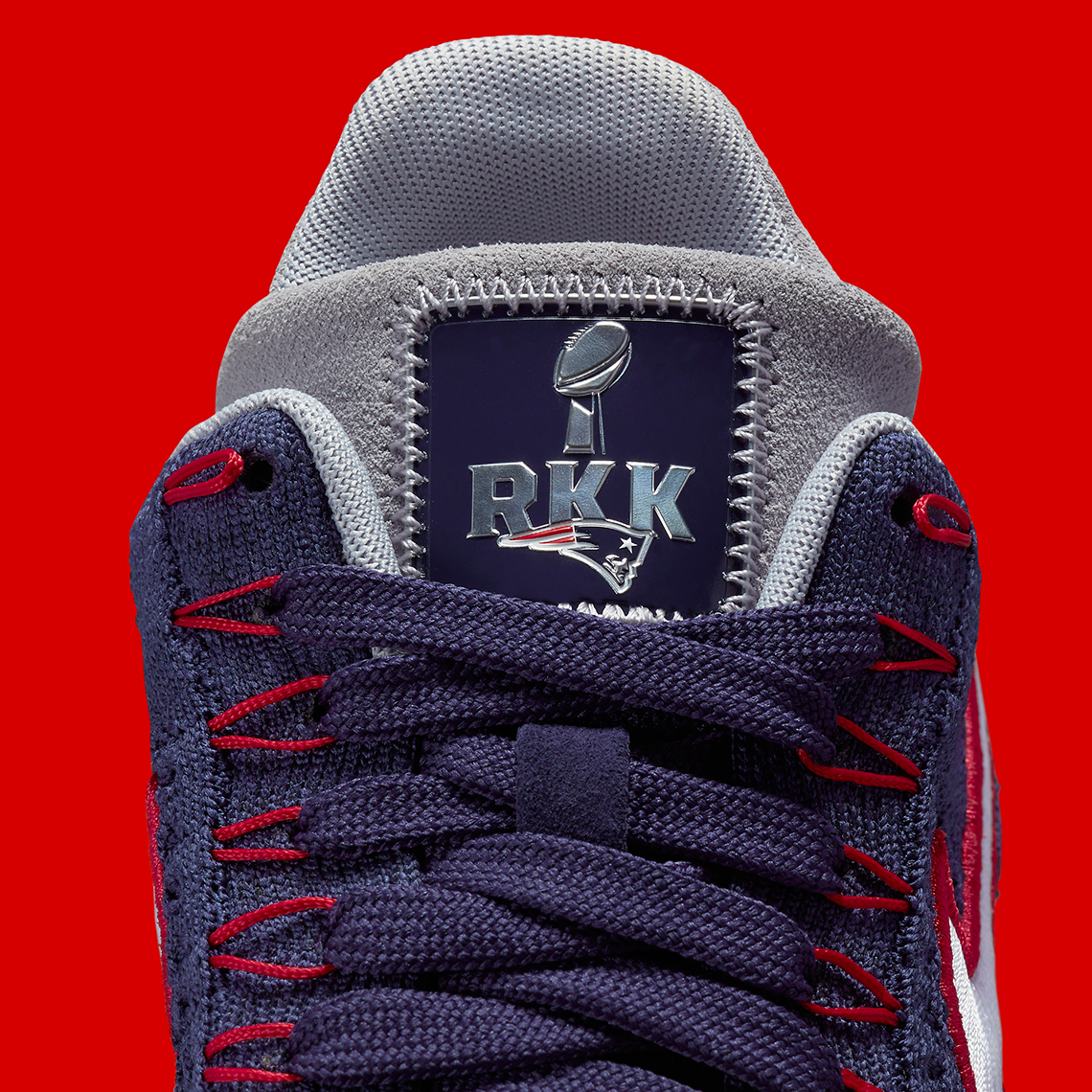Nike chế tạo một Air Force 1 Flyknit khác cho New England Patriots - 9