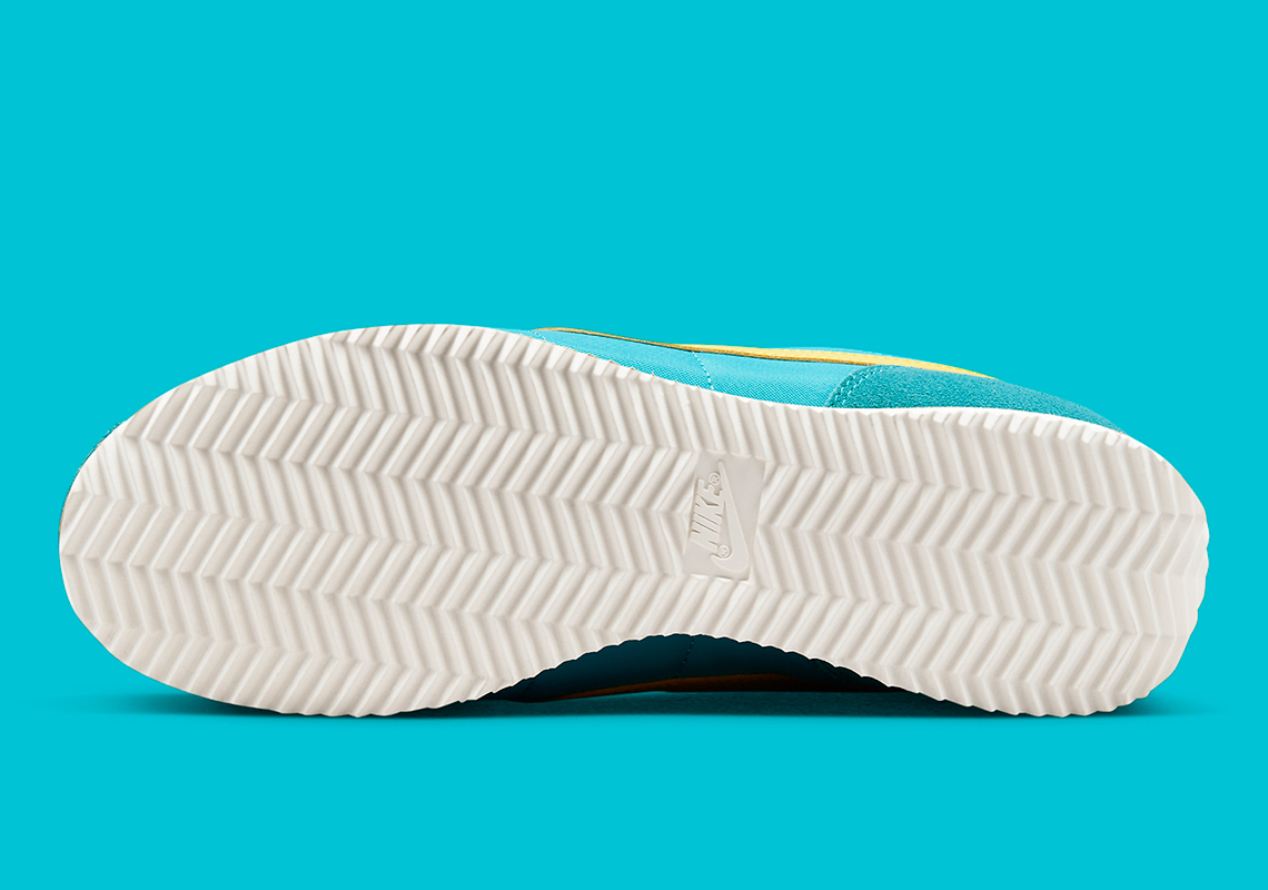 Nike Cortez 50 Tuổi: Bản Nâu Vàng Độc Đáo Cho Mùa Xuân 2024 - 13