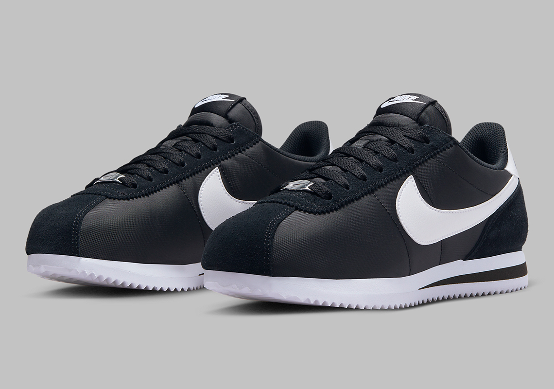 Nike Cortez Black/White: Phong cách cổ điển đầy tinh tế cho phái nữ - 1