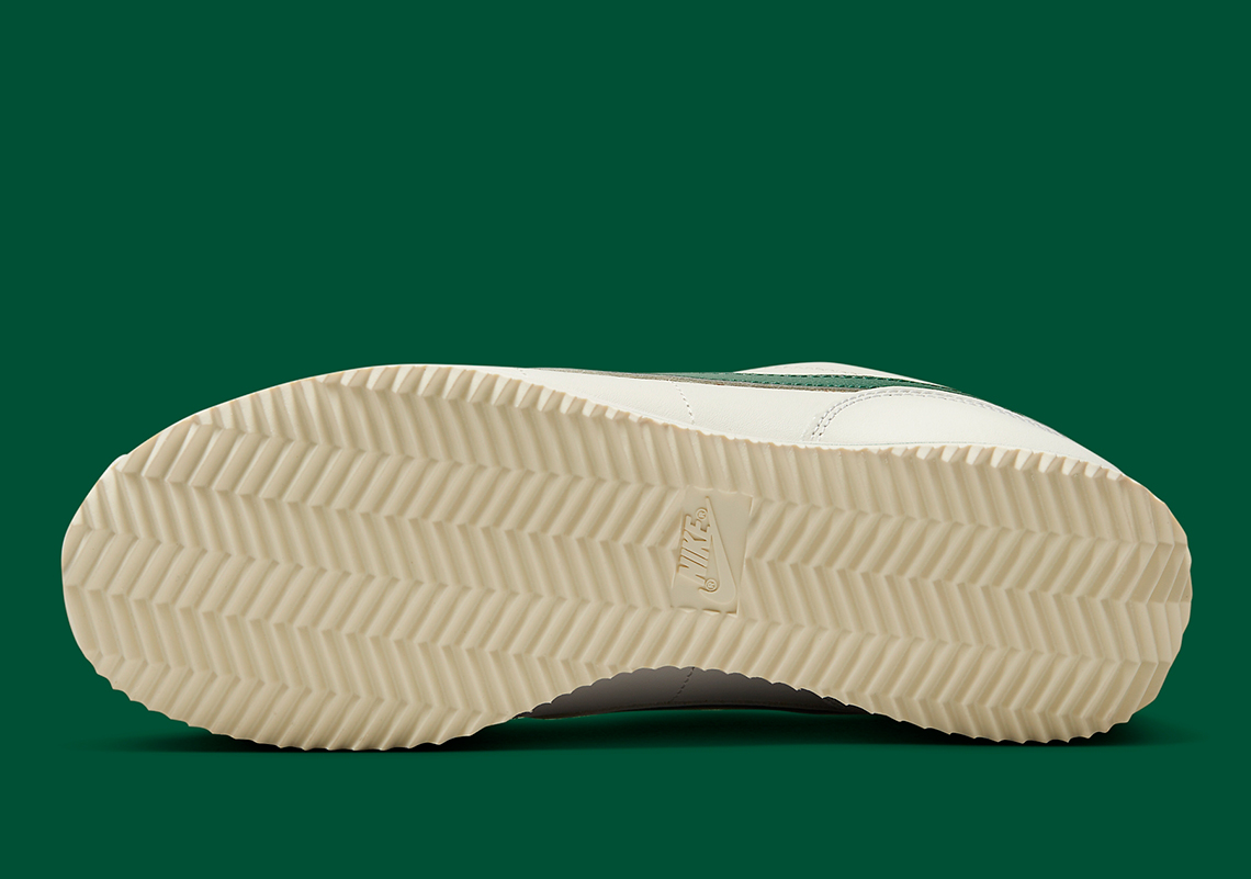 Nike Cortez cải thiện những điều cơ bản với phối màu Gorge Green này - 6