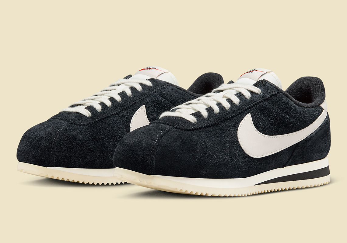 Nike Cortez Đen Suede: Kiệt Tác Nữ Tính Độc Quyền - 1