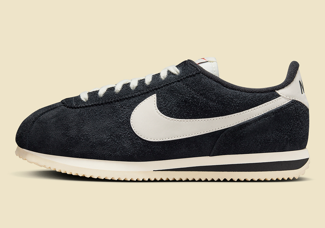 Nike Cortez Đen Suede: Kiệt Tác Nữ Tính Độc Quyền - 9