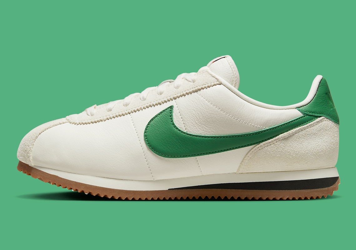 Nike Cortez được xử lý nhẹ nhàng bằng Aloe Vera - 1