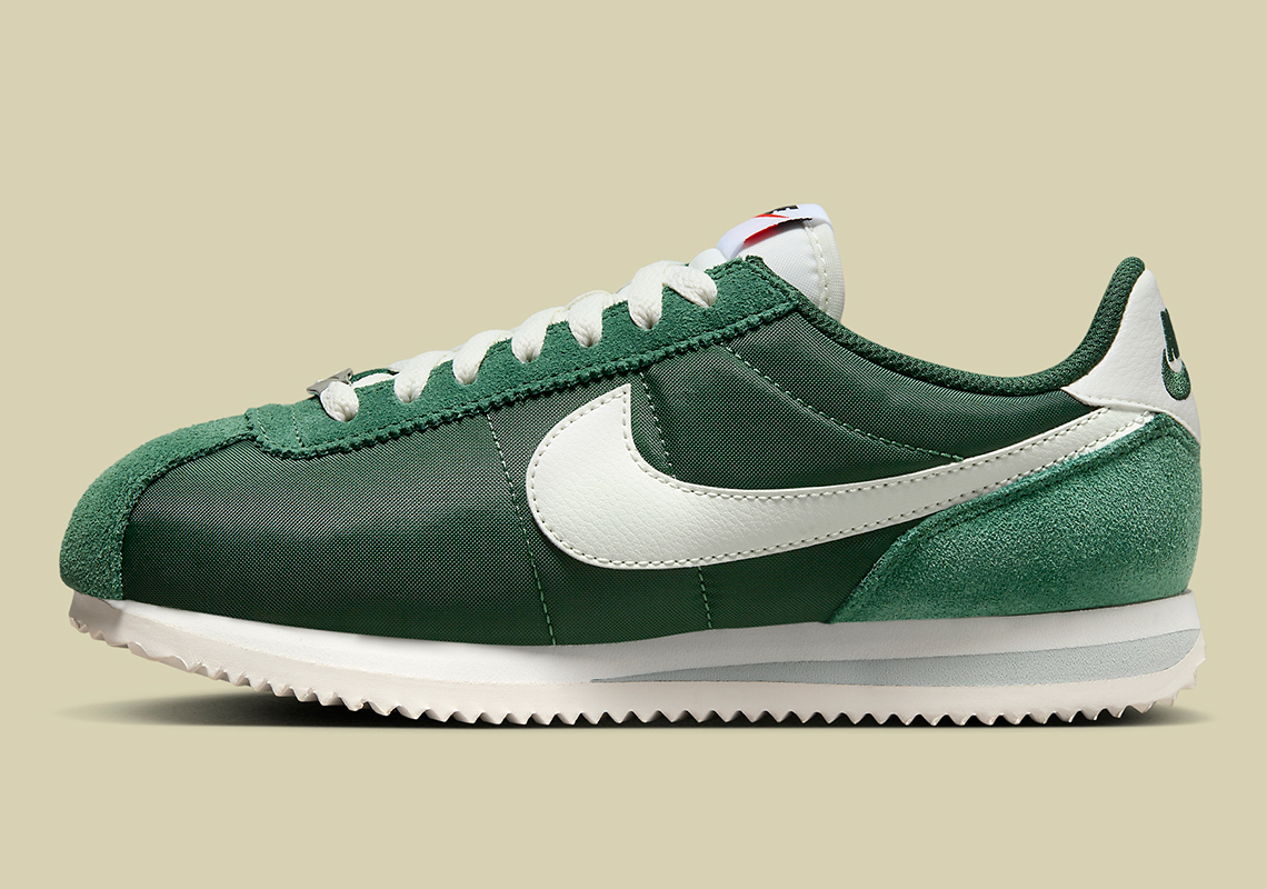 Nike Cortez Fir Green - Phiên bản đặc biệt lấy cảm hứng từ thiên nhiên hoang dã. - 2