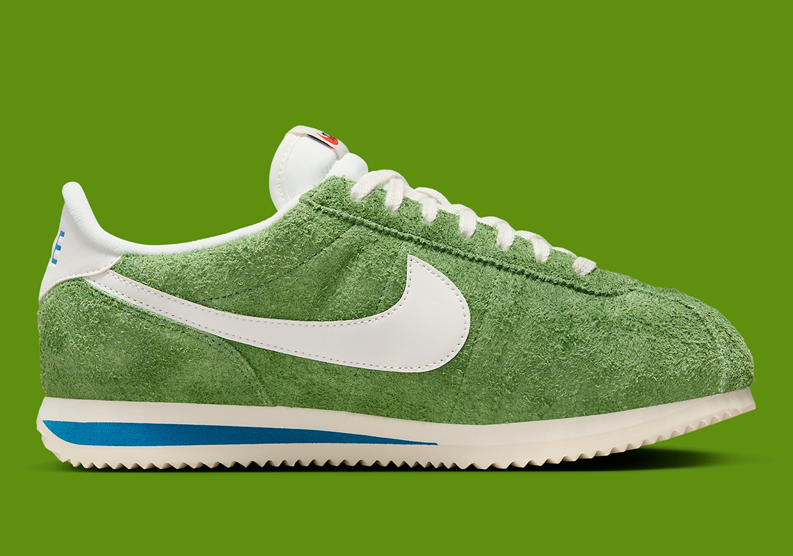 Nike Cortez Green Suede - Sự Kết Hợp Mới Mẻ của Màu Xanh Lúa Mạch - 3