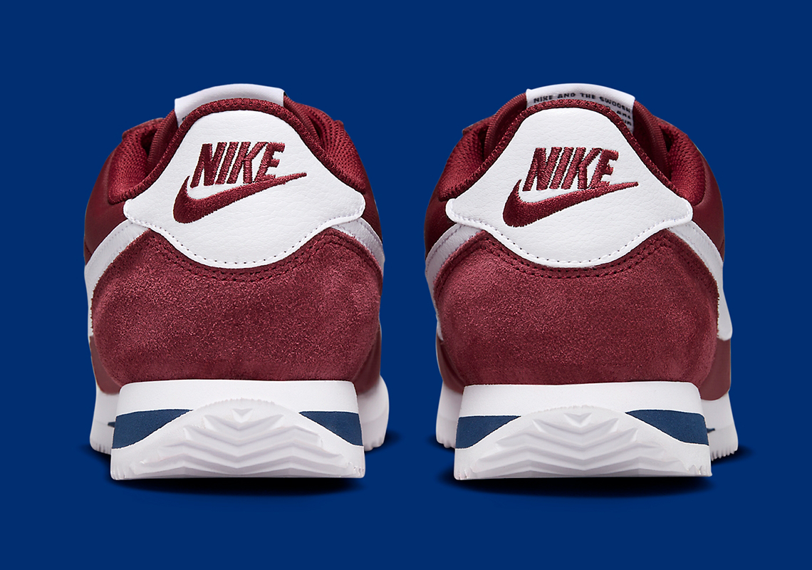 Nike Cortez: Sự Hòa Quyện Hoàn Hảo của Màu Đỏ Đội và Màu Xanh Obsidian! - 4
