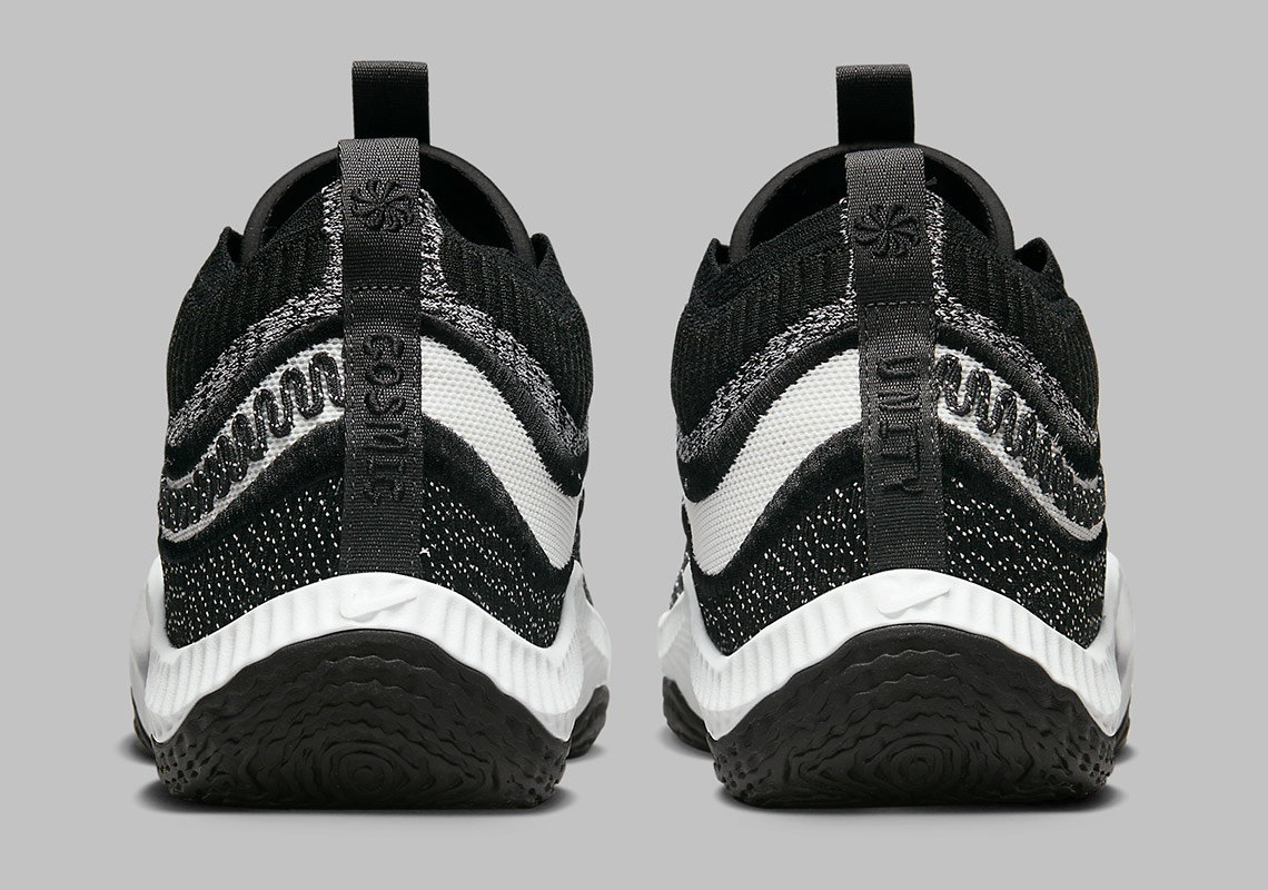 Nike Cosmic Unity 3 Anthracite/White: Sự Kết Hợp Tinh Tế Trên Sân Cỏ - 4