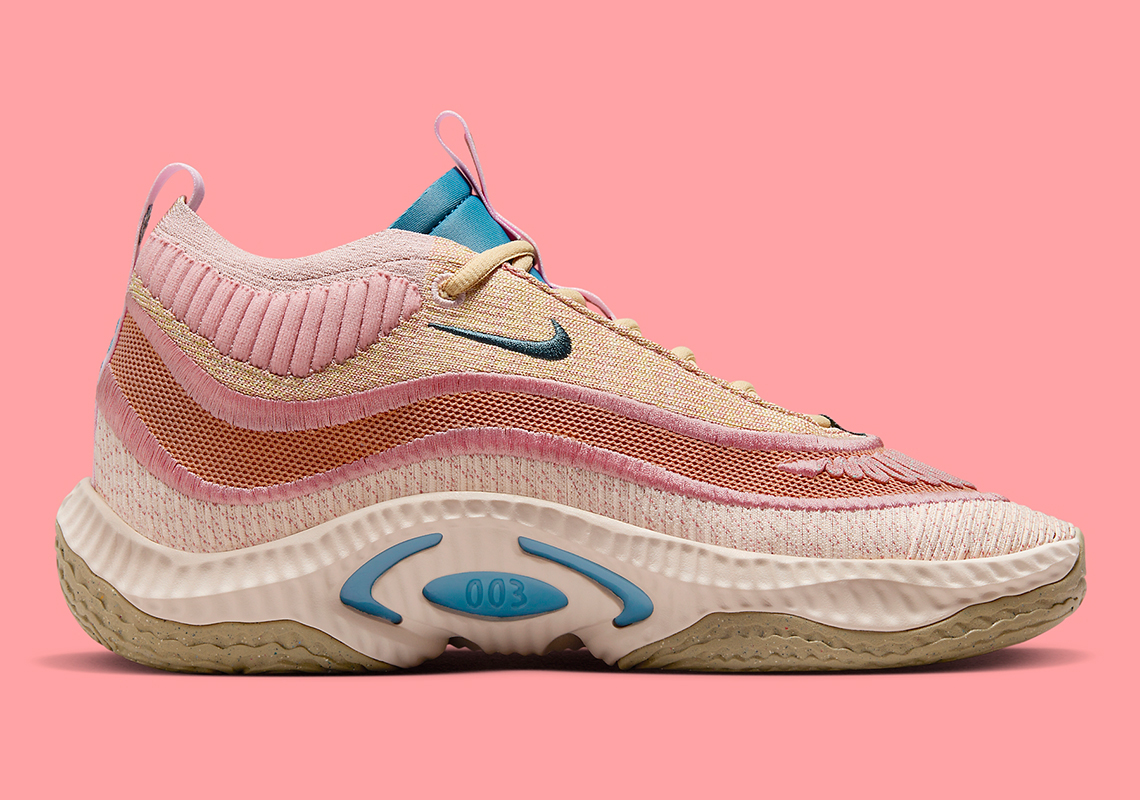 Nike Cosmic Unity 3 'Guava Ice': Sự Kết Hợp Màu Sắc Sáng Tạo - 3