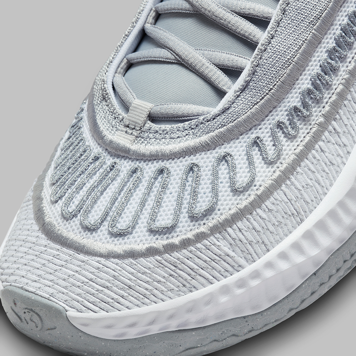 Nike Cosmic Unity 3: Hai Màu Navy và Grey Ra Mắt - Lựa Chọn Hoàn Hảo Cho Đội Bóng Của Bạn - 15