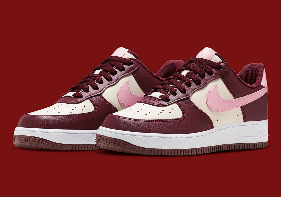 Nike đã chọn cho Nike Air Force 1 Valentine đơn giản hơn thay cho những quả anh đào hình trái tim - 2