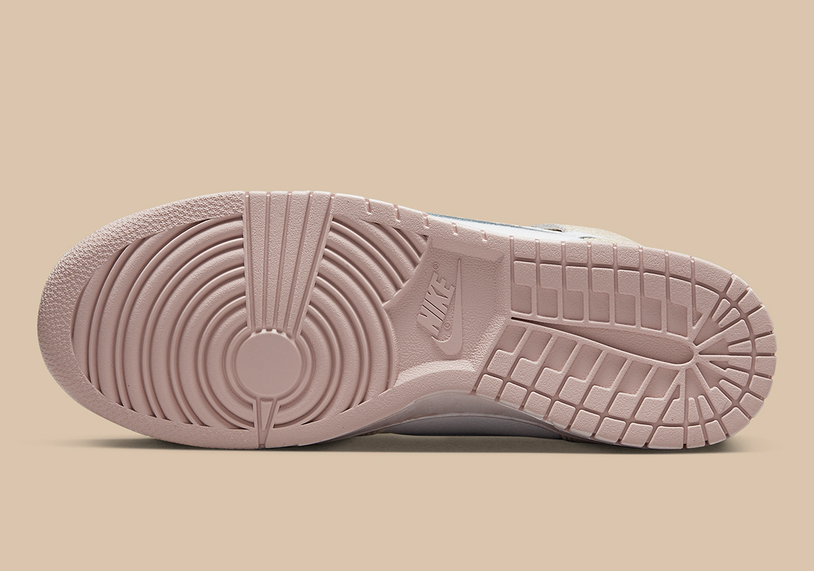 Nike Dunk High EMB với chất liệu da lộn - 6