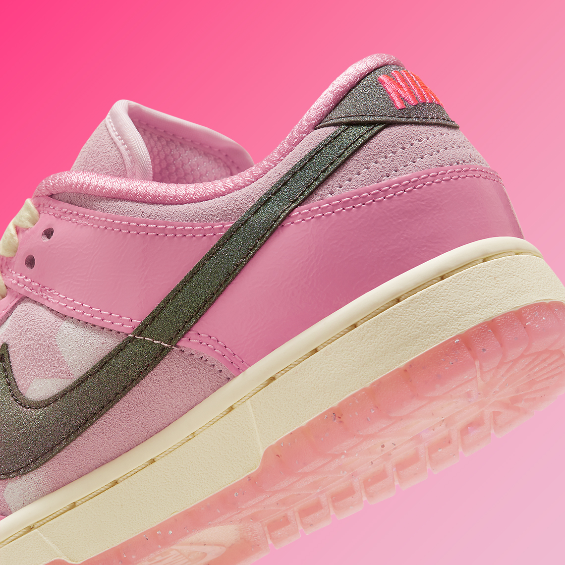 Nike Dunk Low 'Barbie' - Phiên bản màu hồng đẹp mắt đón chào bộ phim Barbie! - 9
