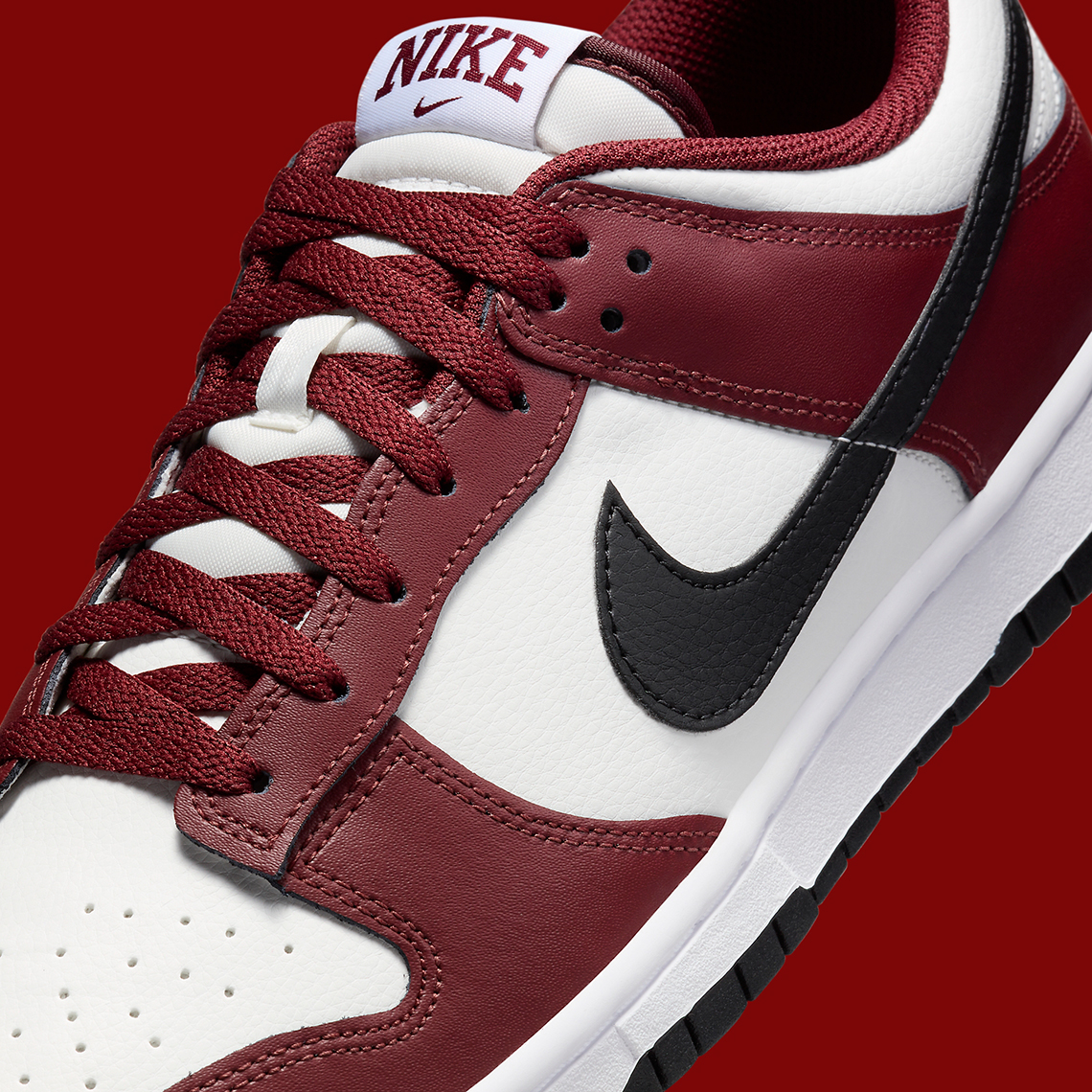 Nike Dunk Low 'Dark Team Red': Sự Kết Hợp Màu Sắc Táo Bạo - 7