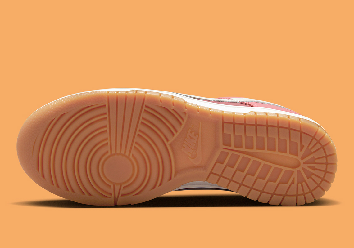 Nike Dunk Low 'Desert Berry': Phiên bản màu mới dành riêng cho phụ nữ - 6