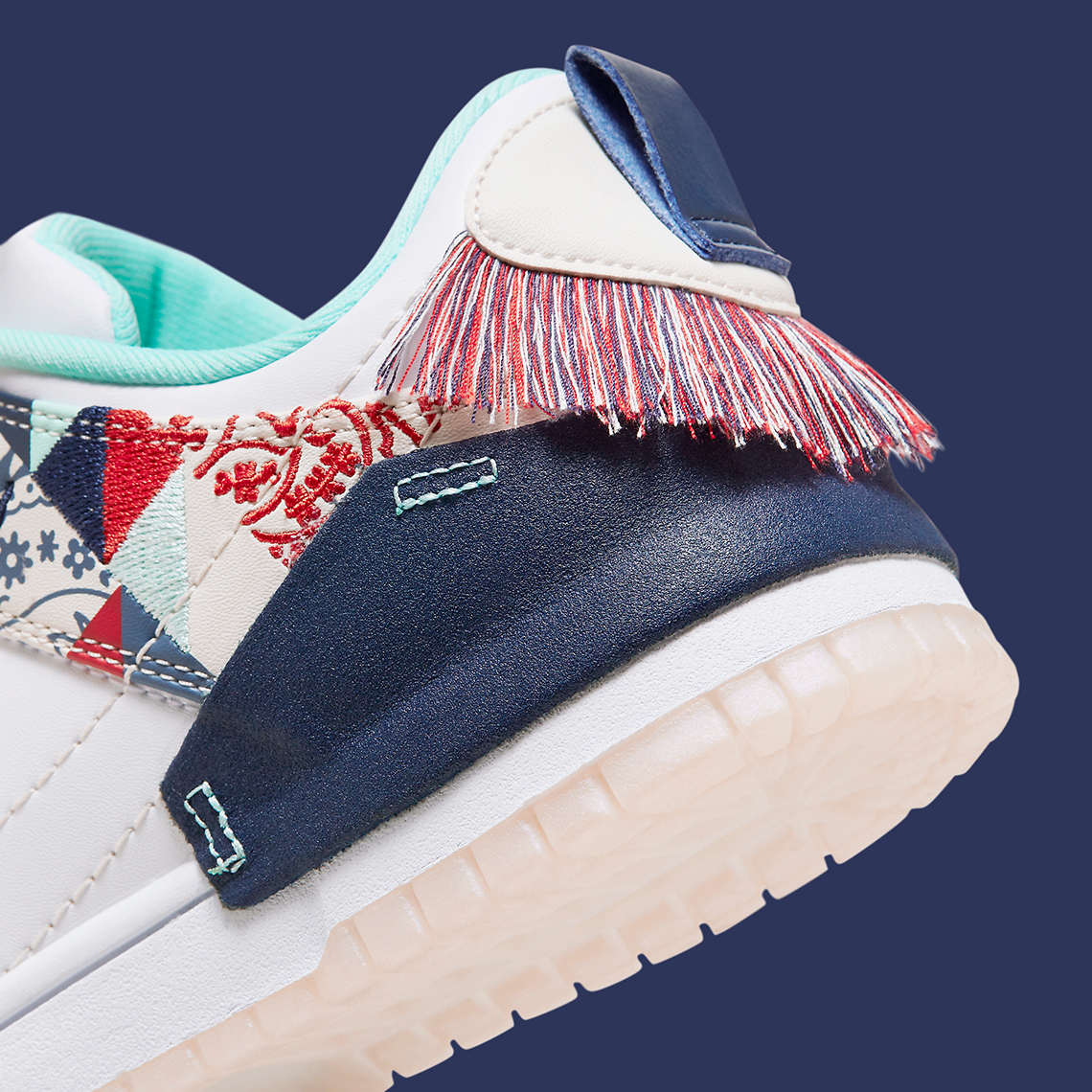 Nike Dunk Low Disrupt 2 Native Patterns: Sắc màu hoang dã hòa quyện cùng văn hóa bản địa! - 7