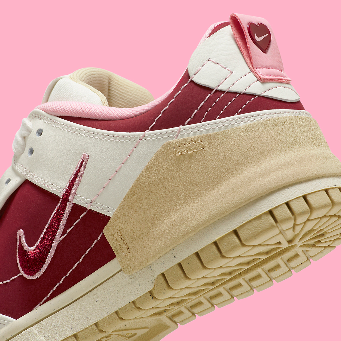 Nike Dunk Low Disrupt 2 ra mắt muộn trong ngày Lễ Tình Nhân - 9