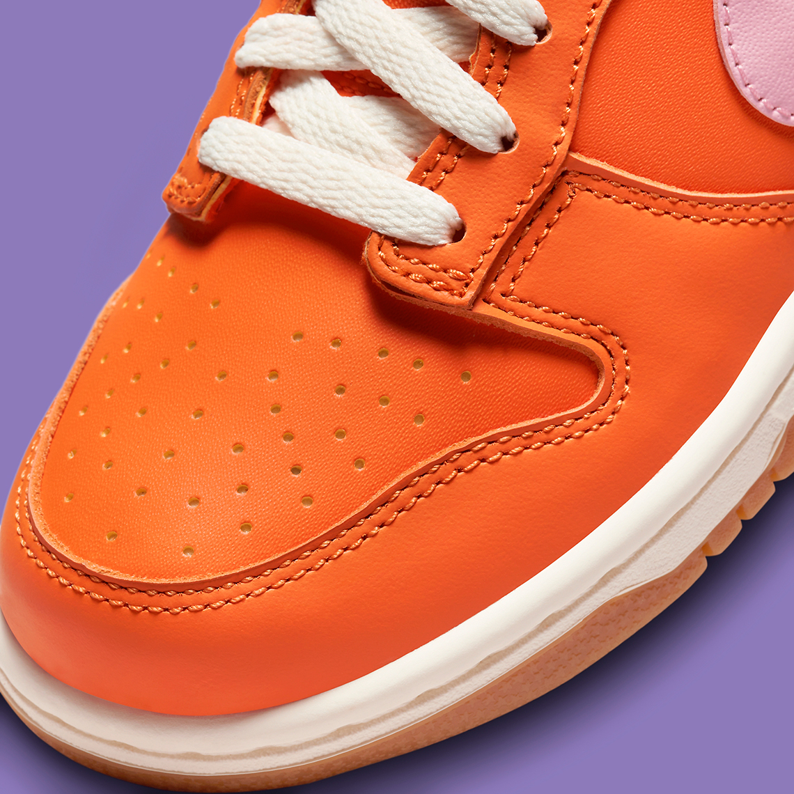 Nike Dunk Low 'Everything You Need': Sự Kết Hợp Táo Bạo Mới - 7