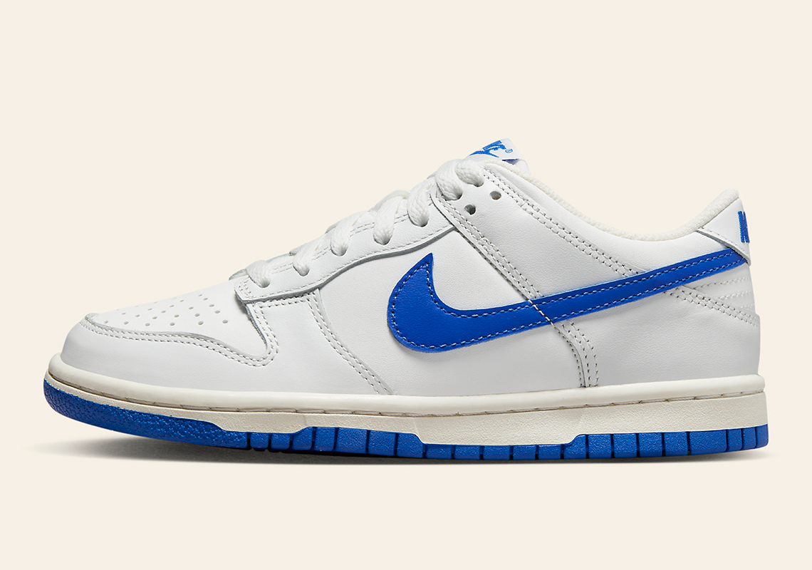 Nike Dunk Low GS Ra Mắt Màu Trắng Xanh Lá Cây Cho Trẻ Em - 2