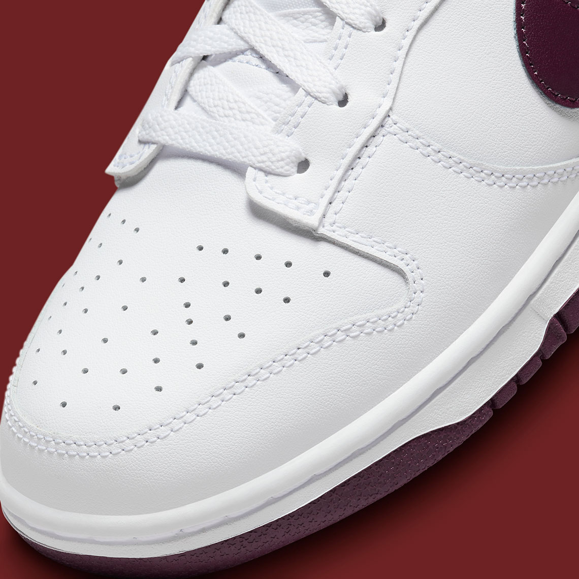 Nike Dunk Low mang hơi hướng 'Night Maroon' - 7