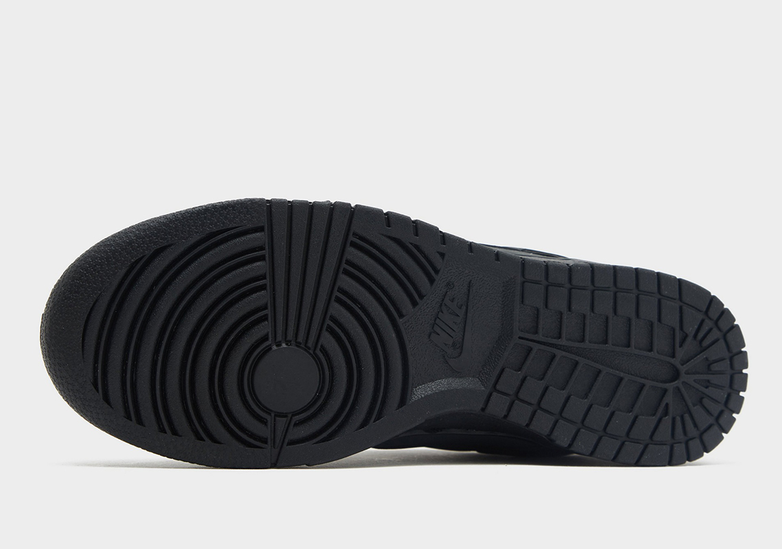 Nike Dunk Low Màu Navy và Đen: Sự Quay Trở với Phong Cách Điệu Đà! - 23