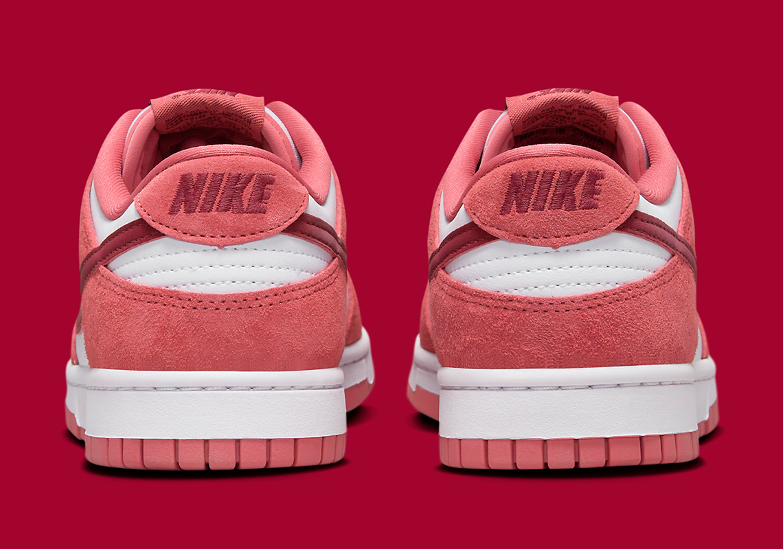 Nike Dunk Low 'Ngày Valentine' Sẽ Ra Mắt Vào Tháng 1 Năm 2024 - 4