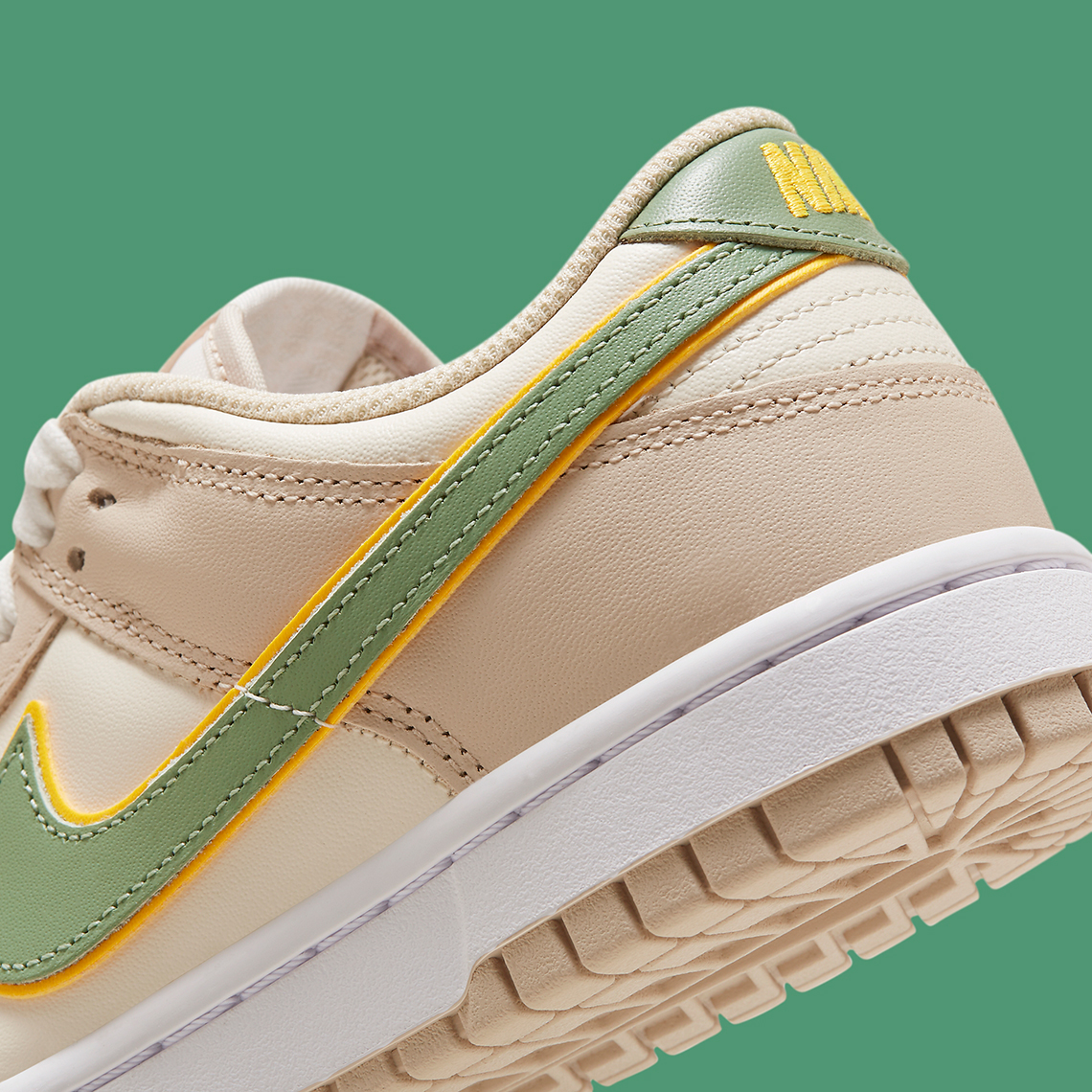 Nike Dunk Low: Phiên bản Màu Light Tan - Thời trang phải sắm trong mùa thu 2023 - 7