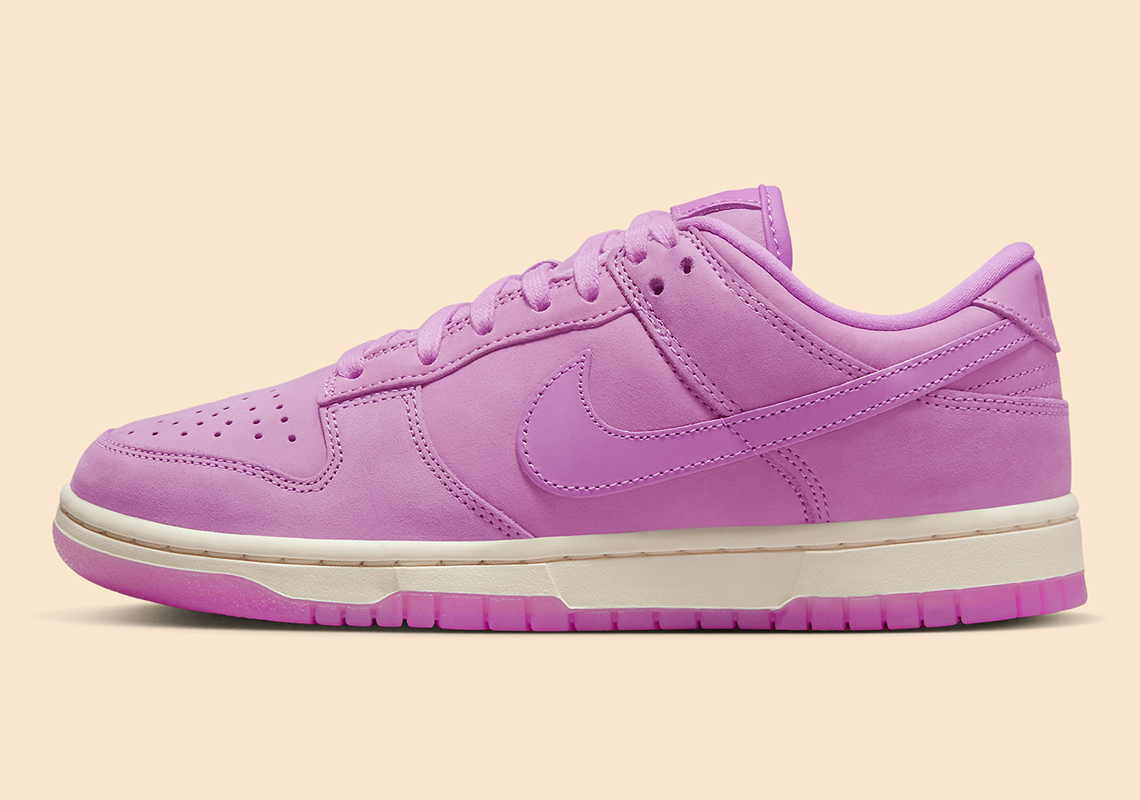 Nike Dunk Low: Phiên bản mới với màu sắc tươi sáng - 2