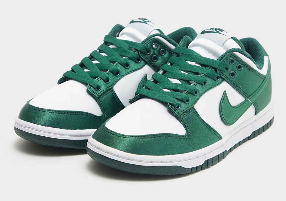 Nike Dunk Low Varsity Green Satin: Tái phát hành phiên bản sang trọng - 2