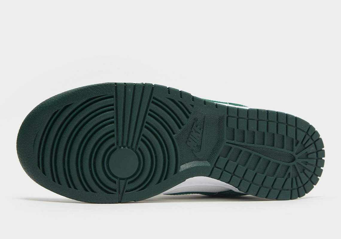 Nike Dunk Low Varsity Green Satin: Tái phát hành phiên bản sang trọng - 5