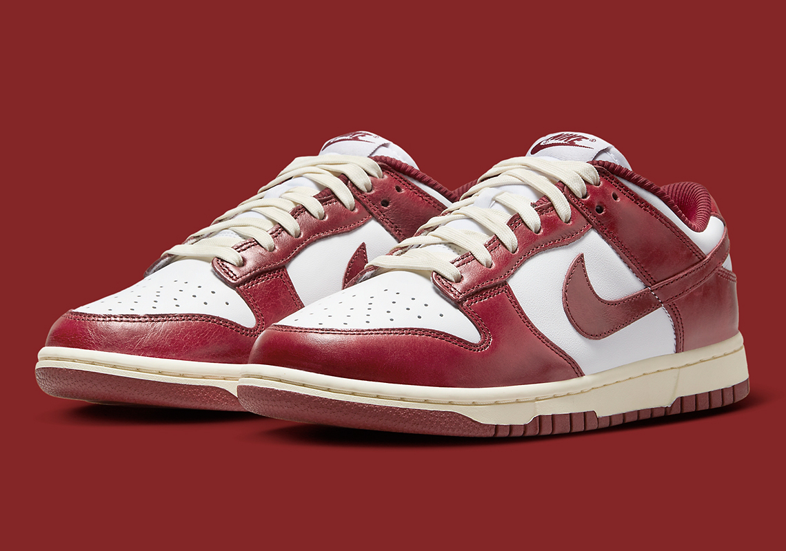 Nike Dunk Low Vintage trở lại với màu Team Red - 1