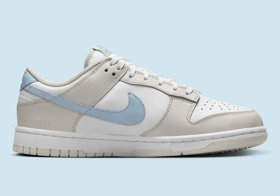 Nike Dunk Low Xuân 2024: Sự Xuất Hiện của Mini Swoosh Nổi Bật! - 10