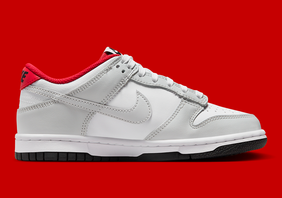 Nike Dunk Low 'Year of the Dragon' Cho Trẻ Em: Phối Màu Tinh Tế Cho Năm Kỷ Hợi - 4