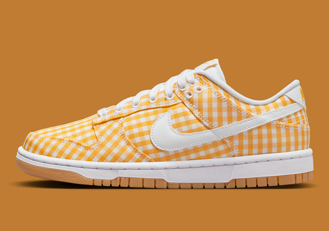 Nike Dunk Low 'Yellow Gingham': Phối màu hè tươi sáng như kẹo bông gòn - 2
