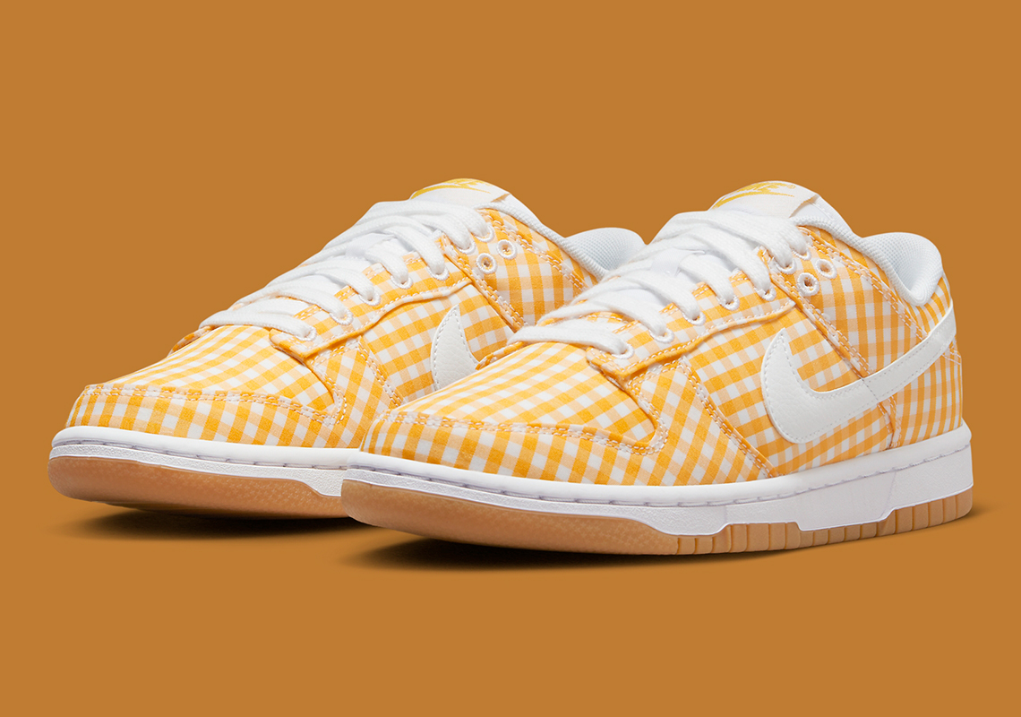 Nike Dunk Low 'Yellow Gingham': Phối màu hè tươi sáng như kẹo bông gòn