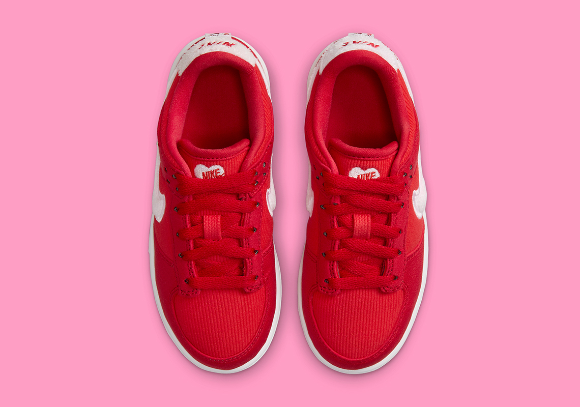 Nike Dunk Valentine's Day - 23