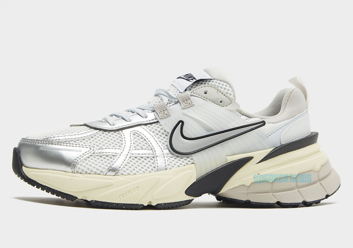 Nike giới thiệu giày thể thao mới Runtekk với phong cách thập niên 2000. - 3